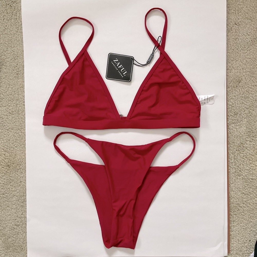 SET Zaful red triangle top and high leg cut string bottoms size L